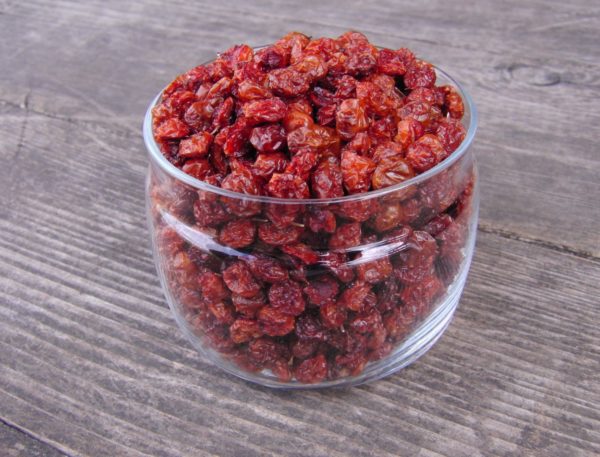 Ваза с сушеной калиной