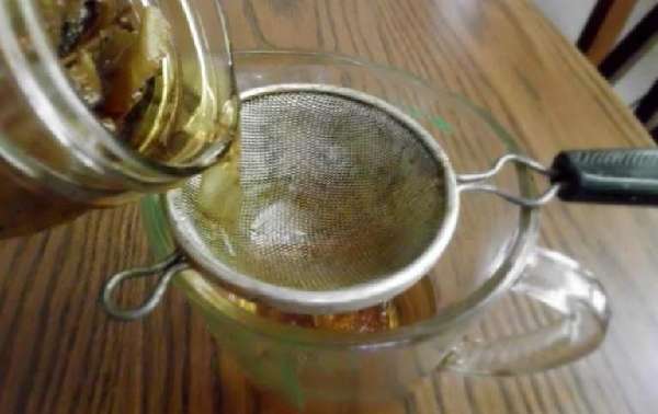 Процеживание настоя Процеживание отвара