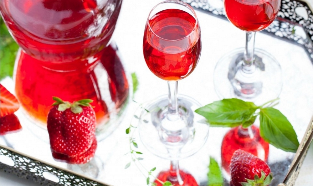 клубничная настойка