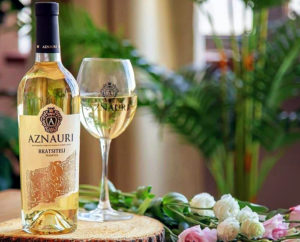 Вино Ркацители (Rkatsiteli Aznauri)