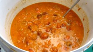 Измельченные абрикосы для приготовления браги