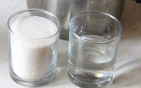 Как правильно вносить сахар в брагу из фруктов