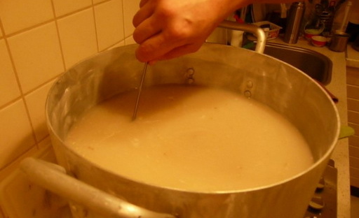 Самогон из хлеба (без дрожжей, солода, сахара) – рецепт браги